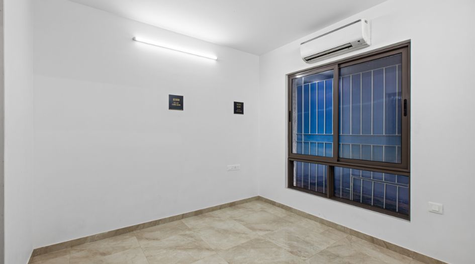 Dosti-Greater-Thane-Phase-2-Sample-Flat-Bedroom