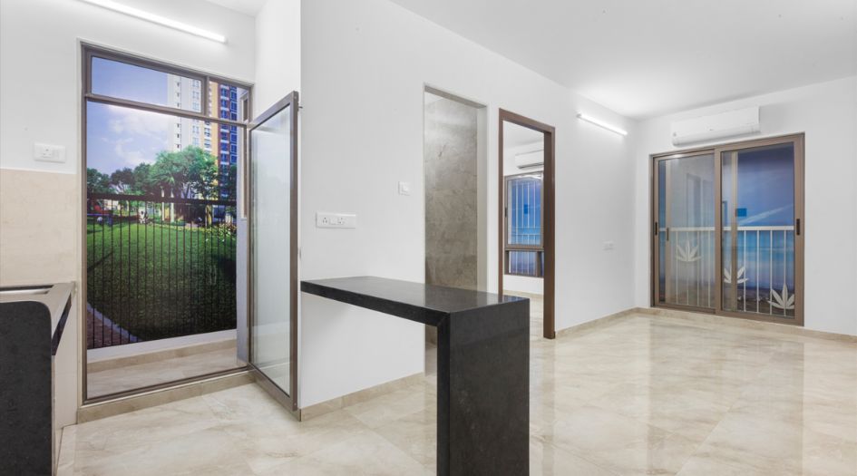 Dosti-Greater-Thane-Phase-2-Sample-Flat-Dining-Area